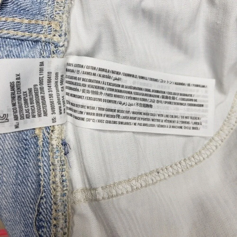 HOLLISTER DESTROYED JEAN SHORTS SIZE 1 W25